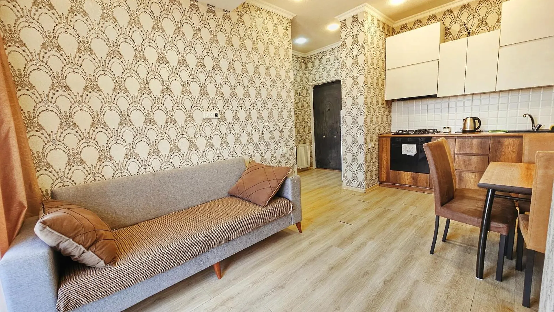 Modern Cozy Tbilisi Apartment Near Metro