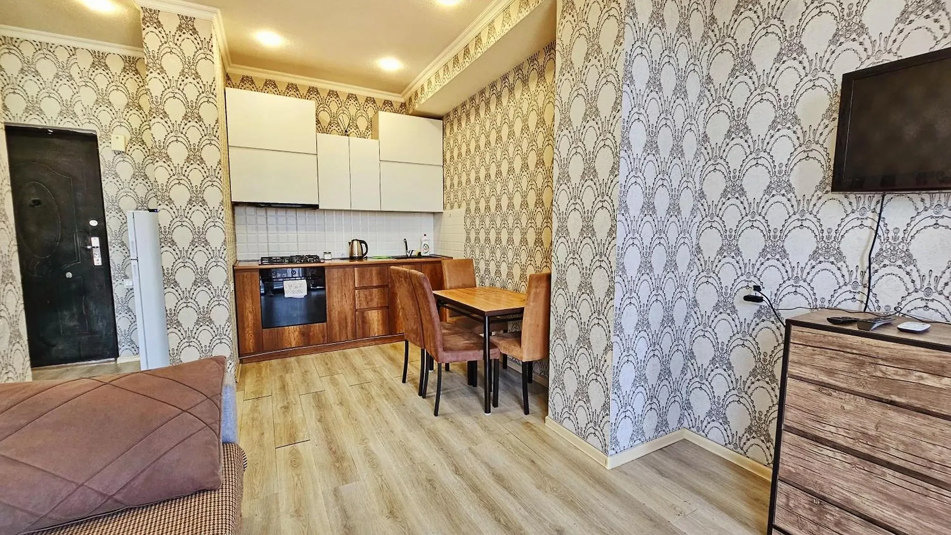 Modern Cozy Tbilisi Apartment Near Metro 조지아