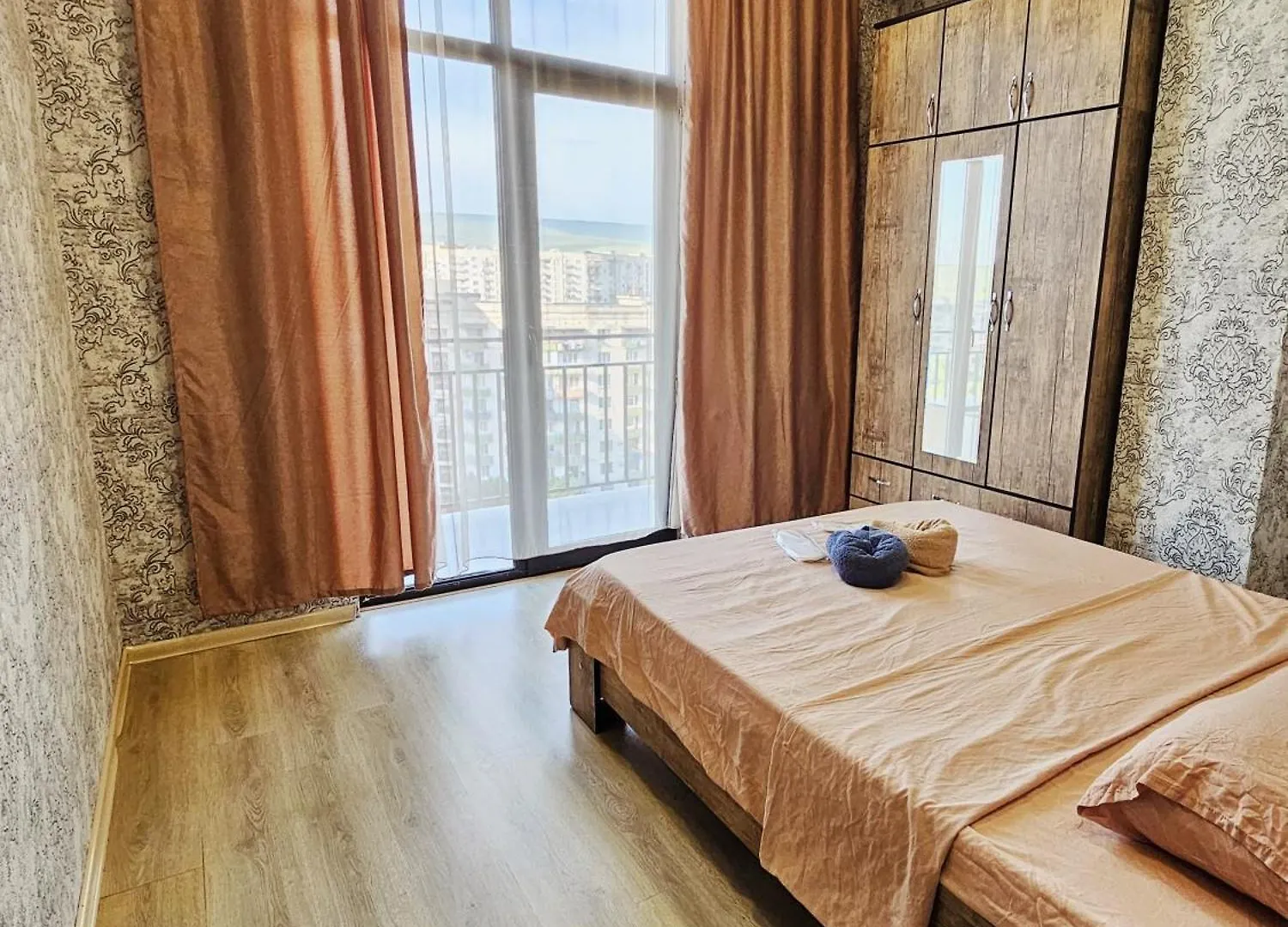Modern Cozy Tbilisi Apartment Near Metro
